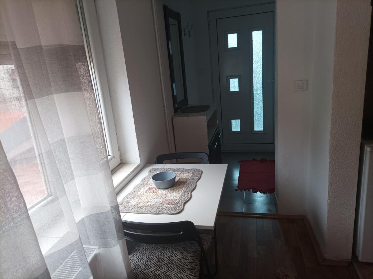 Apartmani Biljana Lazic Vrnjačka Banja Esterno foto