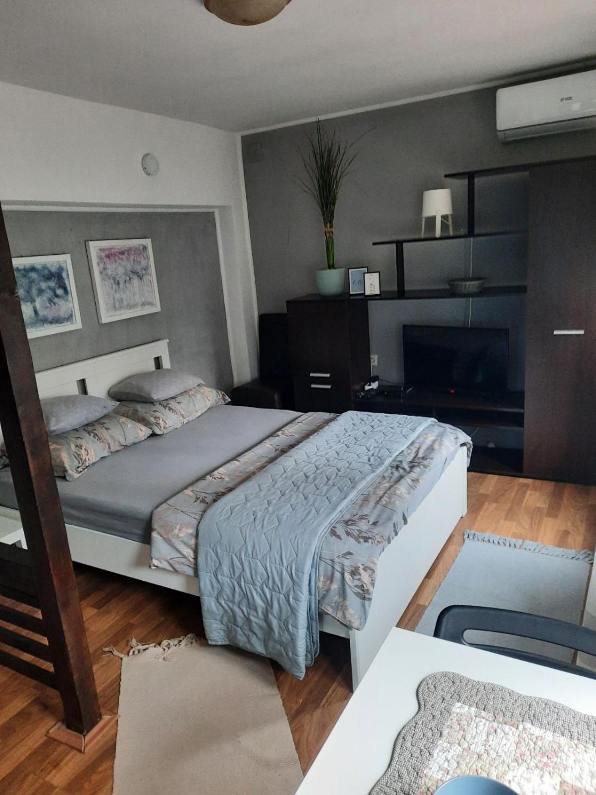 Apartmani Biljana Lazic Vrnjačka Banja Esterno foto