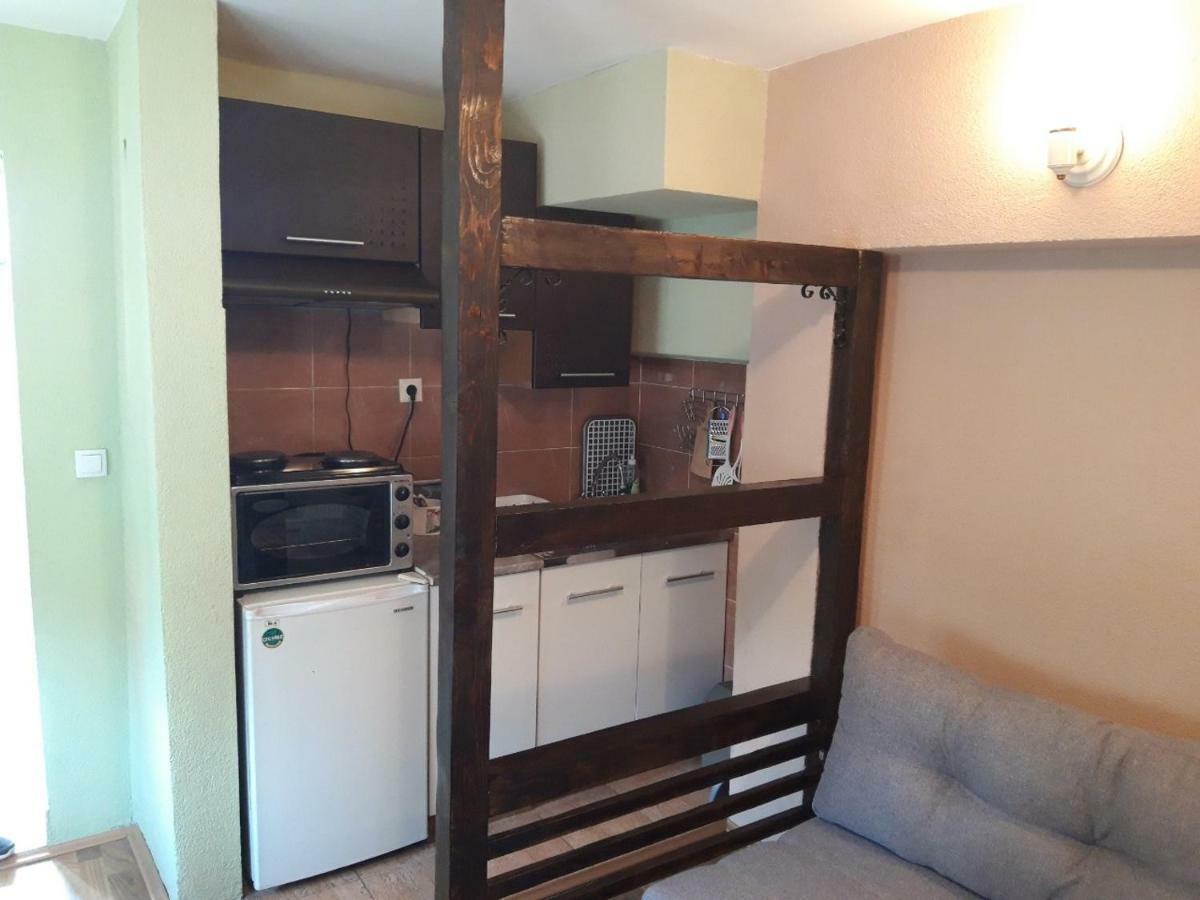 Apartmani Biljana Lazic Vrnjačka Banja Esterno foto